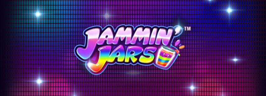 Das Logo für das Online-Slot-Spiel "Jammin' Jars" mit einem lebendigen lila Hintergrund und funkelnden Lichtern.