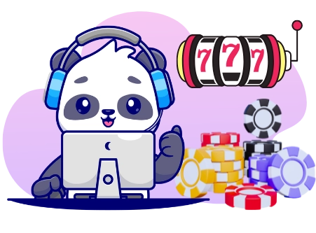 Eine Panda-Cartoonfigur mit Kopfhörern benutzt einen Computer, zeigt einen Daumen nach oben, während ein Spielautomat mit drei Siebenern, Casino-Chips und ein weiterer Computer im Hintergrund zu sehen sind.